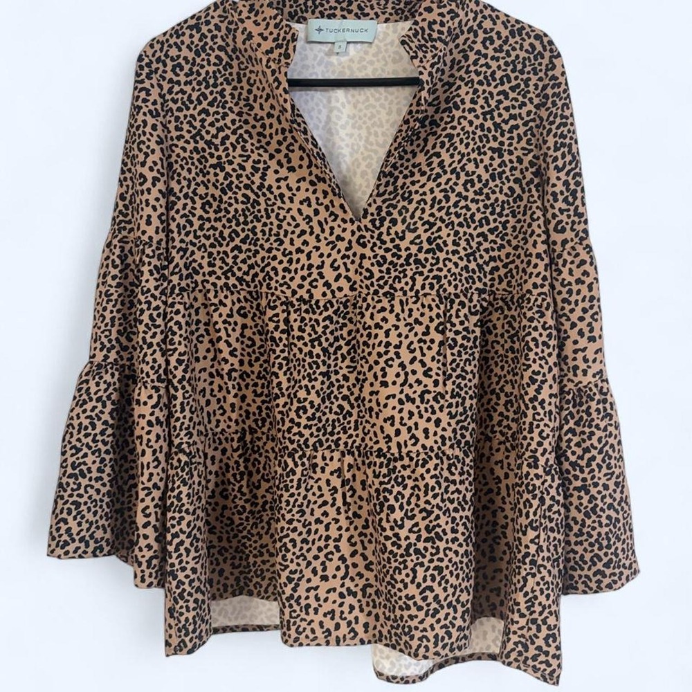 TUCKERNUCK | Tan Black Leopard Print Tiered Babydoll Blouse Size S - Picture 2 of 7